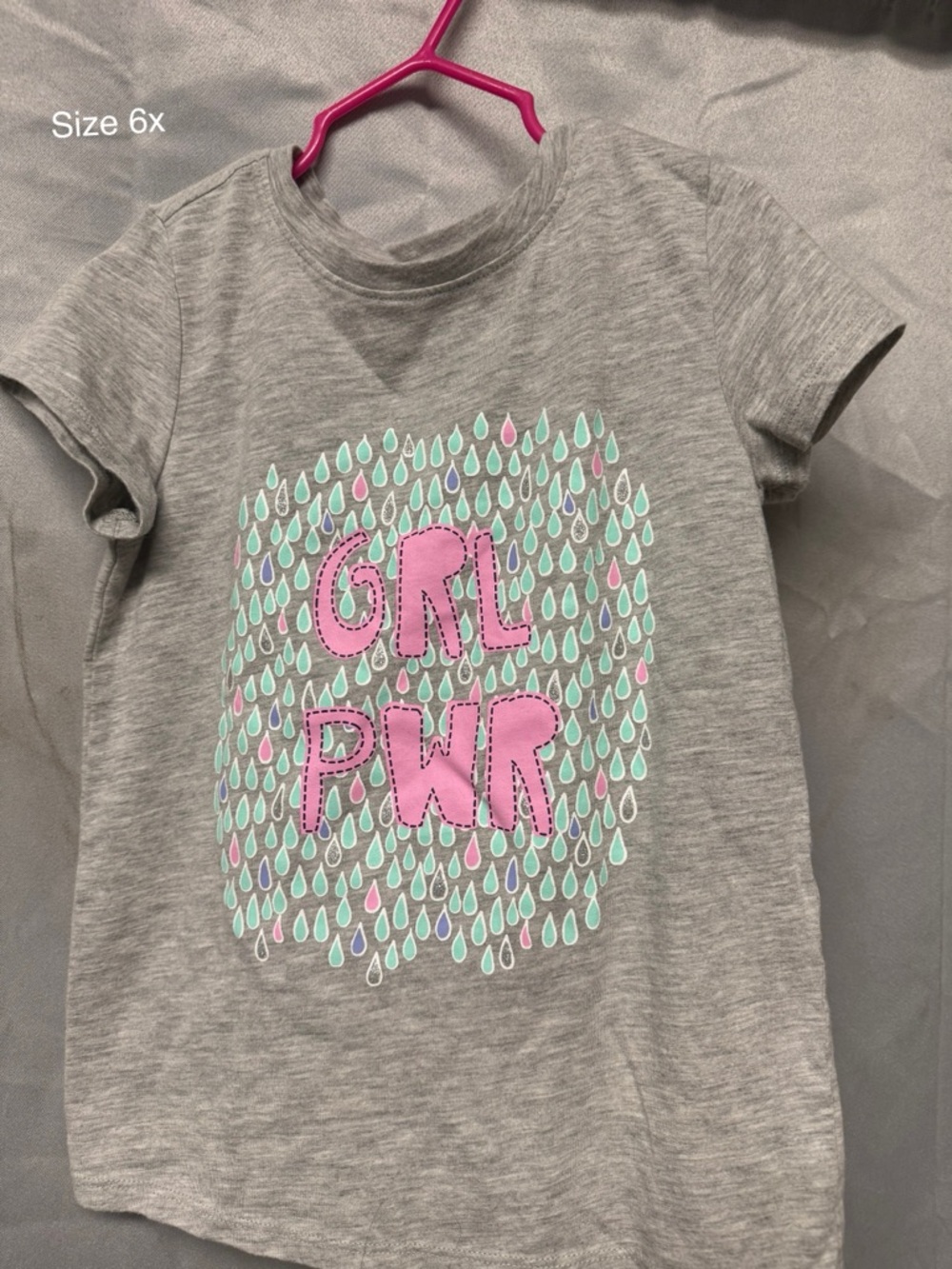 Girls' Gray 'GRL PWR' Graphic Tee with Pink Accent